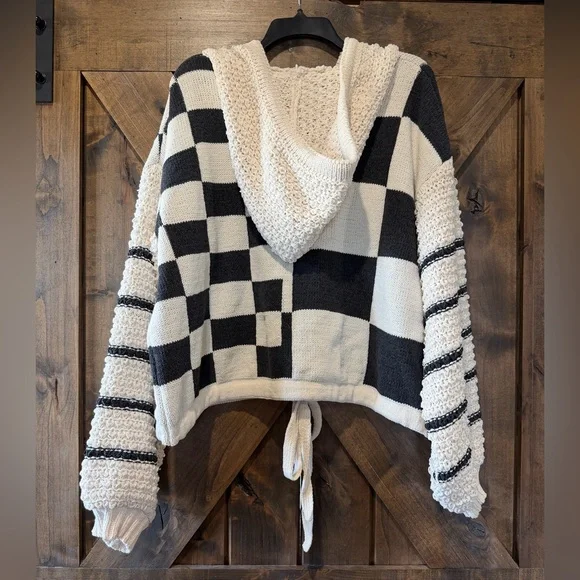 NWOT Mello Brand Hooded Checkered Sweater Sz L - Picture 3 of 16